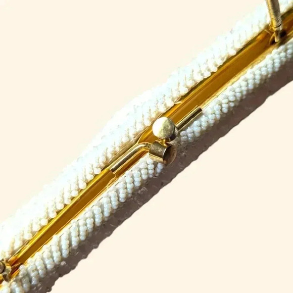 Elegant White Clutch with Gold Chain - Picture 3 of 5